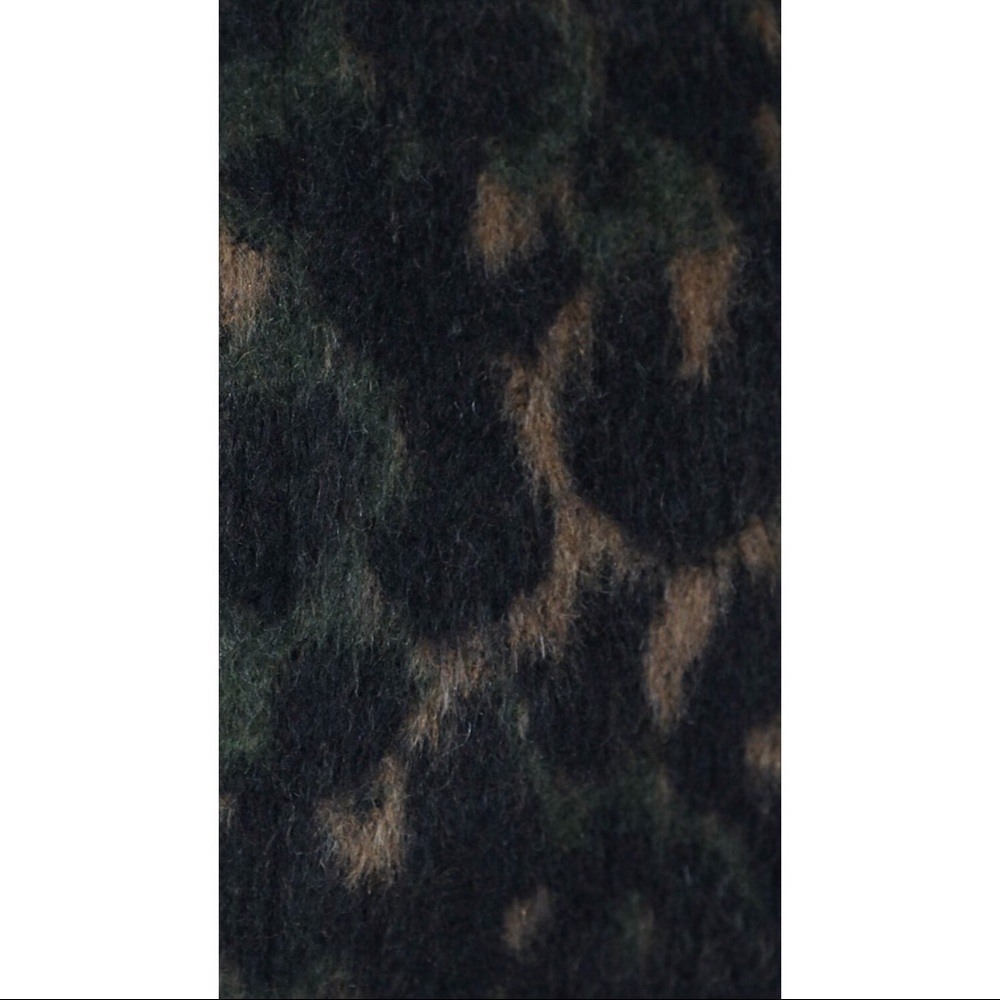 Leopard Mini Skirt - Picture 6 of 6